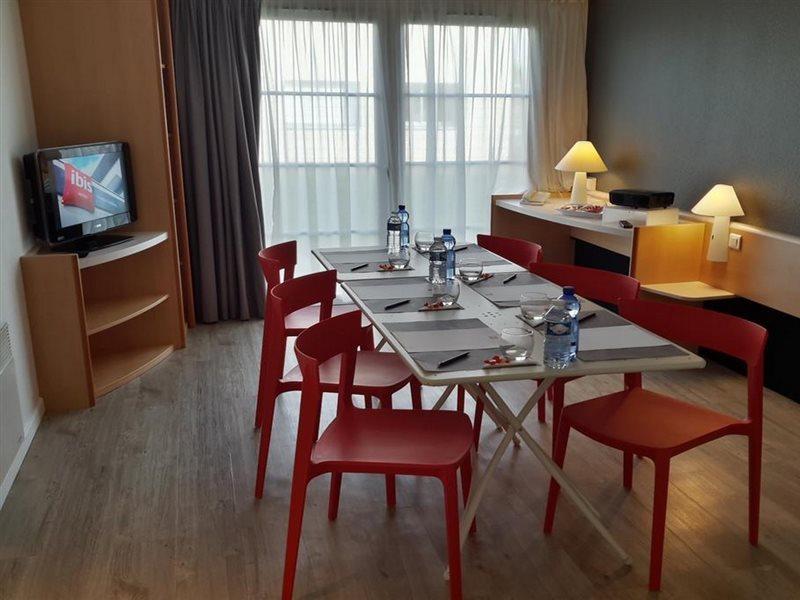 Ibis Nantes Treillieres Hotel Eksteriør billede