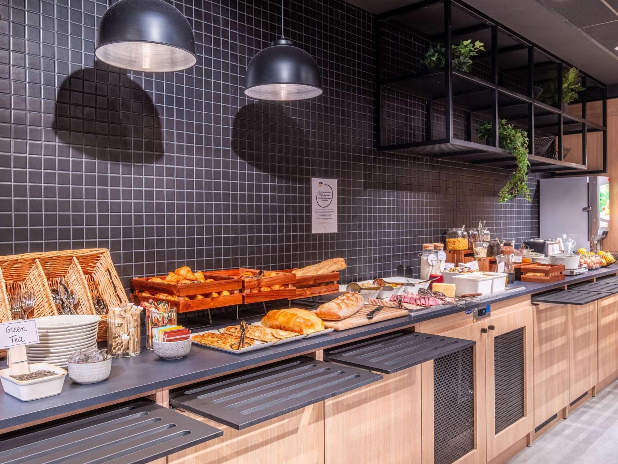 Ibis Nantes Treillieres Hotel Eksteriør billede