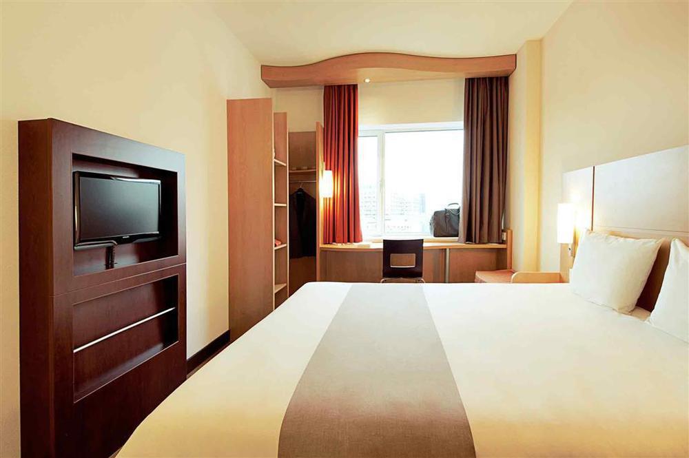 Ibis Nantes Treillieres Hotel Eksteriør billede